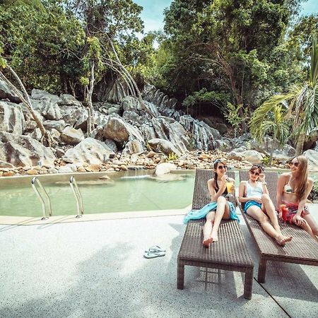 Aman Tioman Beach Resort Kampung Genting Экстерьер фото