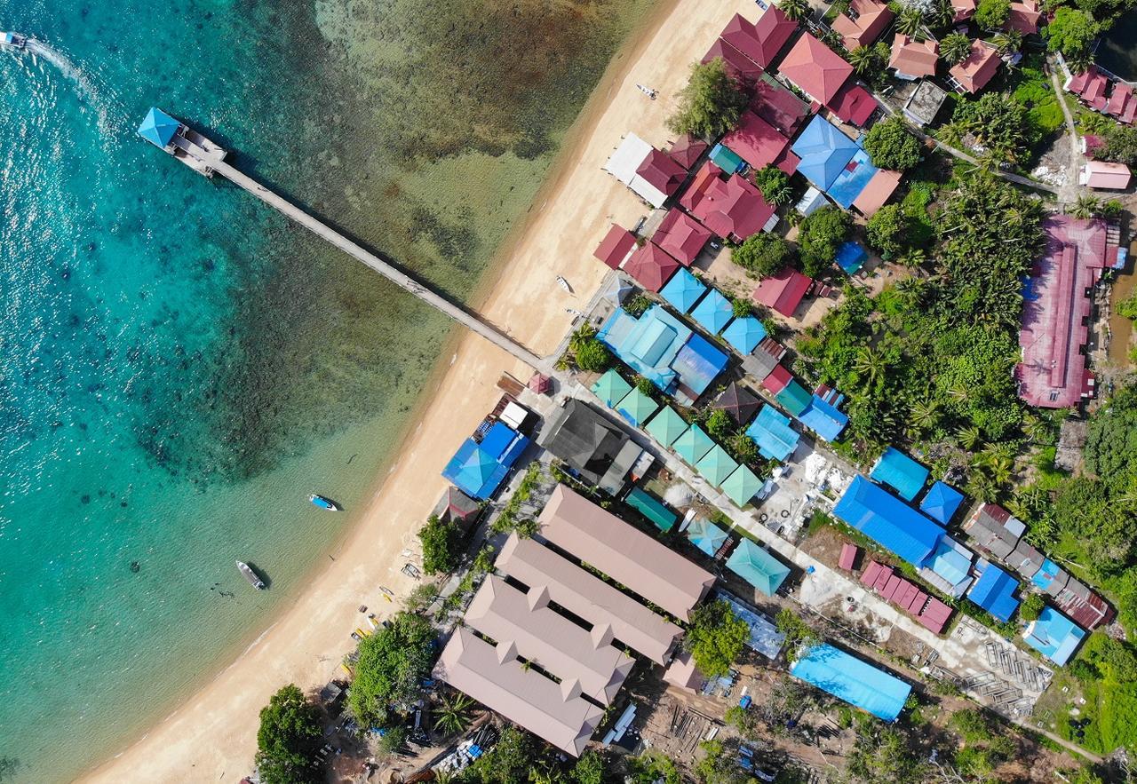 Aman Tioman Beach Resort Kampung Genting Экстерьер фото