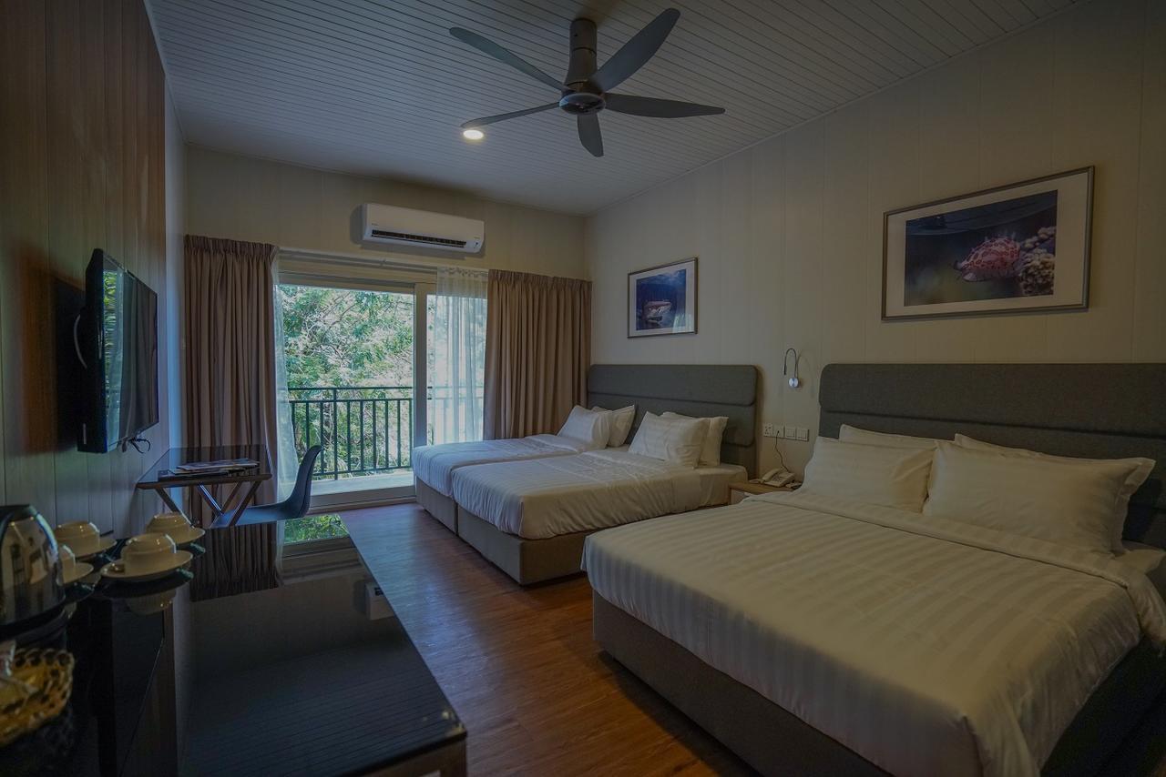 Aman Tioman Beach Resort Kampung Genting Экстерьер фото